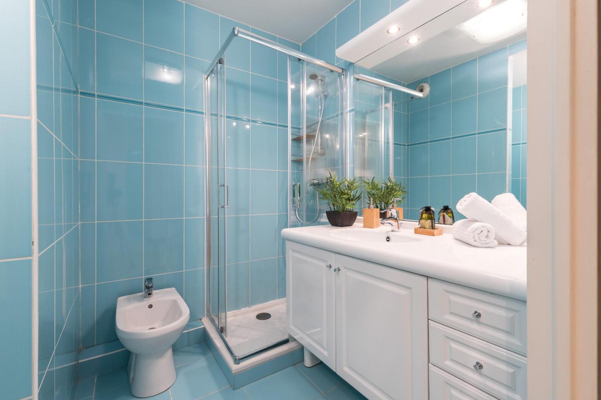 Appartement 1 Bedroom Downtown Carré D'or With Garage Nice